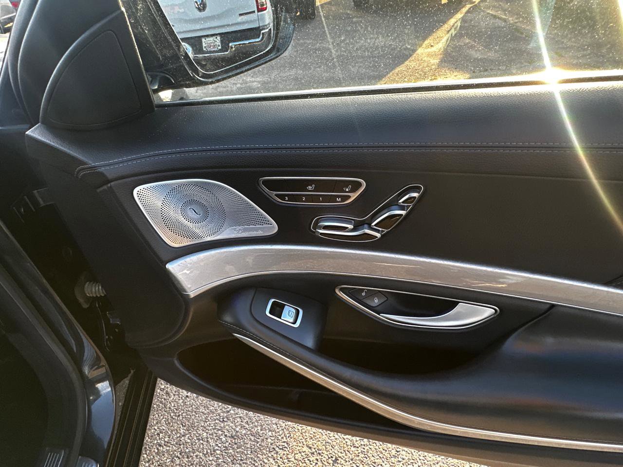 Used 2015 Mercedes-Benz S 550 4MATIC Sedan image 28