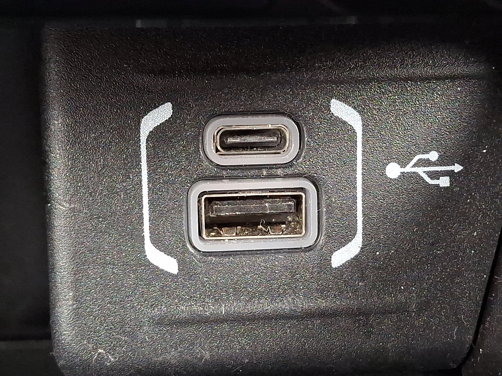 Used 2024 Jeep Compass Latitude image 23