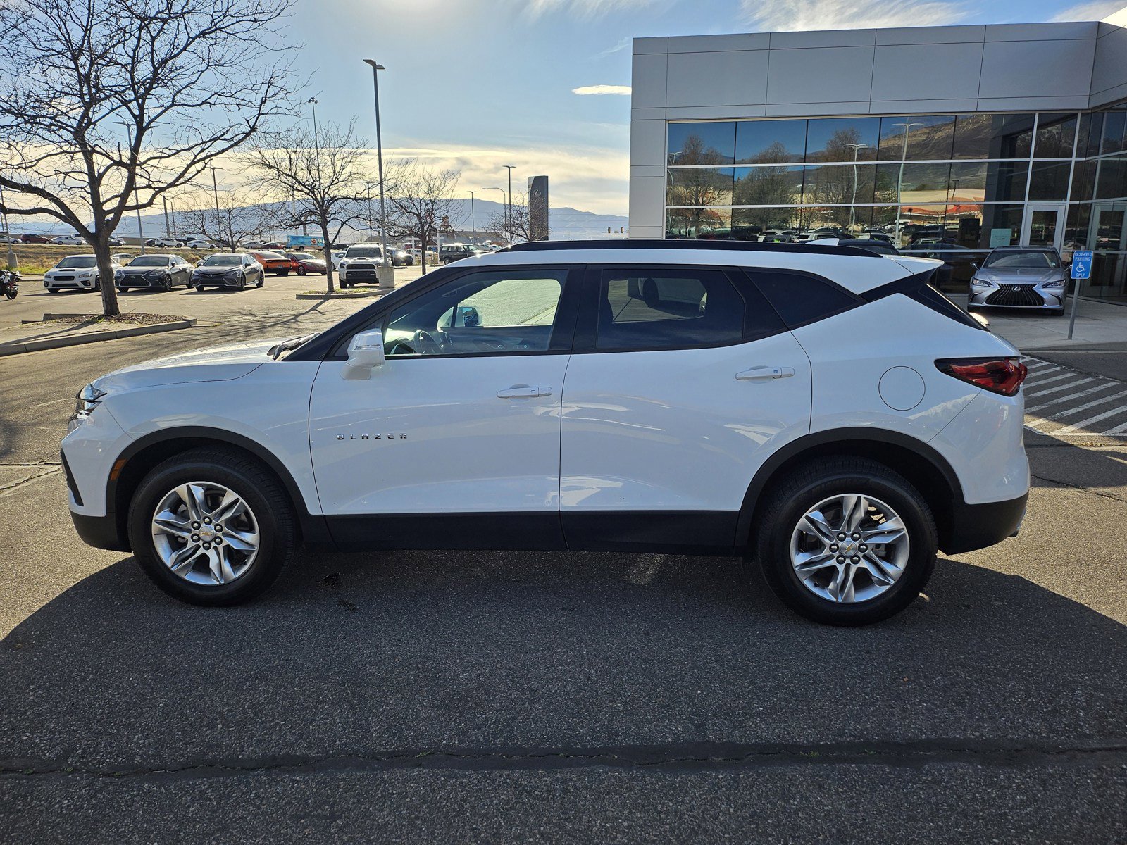 Used 2019 Chevrolet Blazer LT image 9
