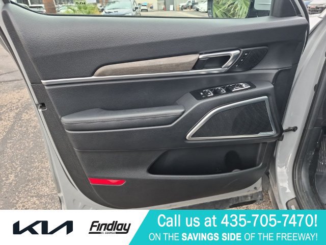 Used 2022 Kia Telluride SX w/ SX Prestige Package AWD/4WD image 13