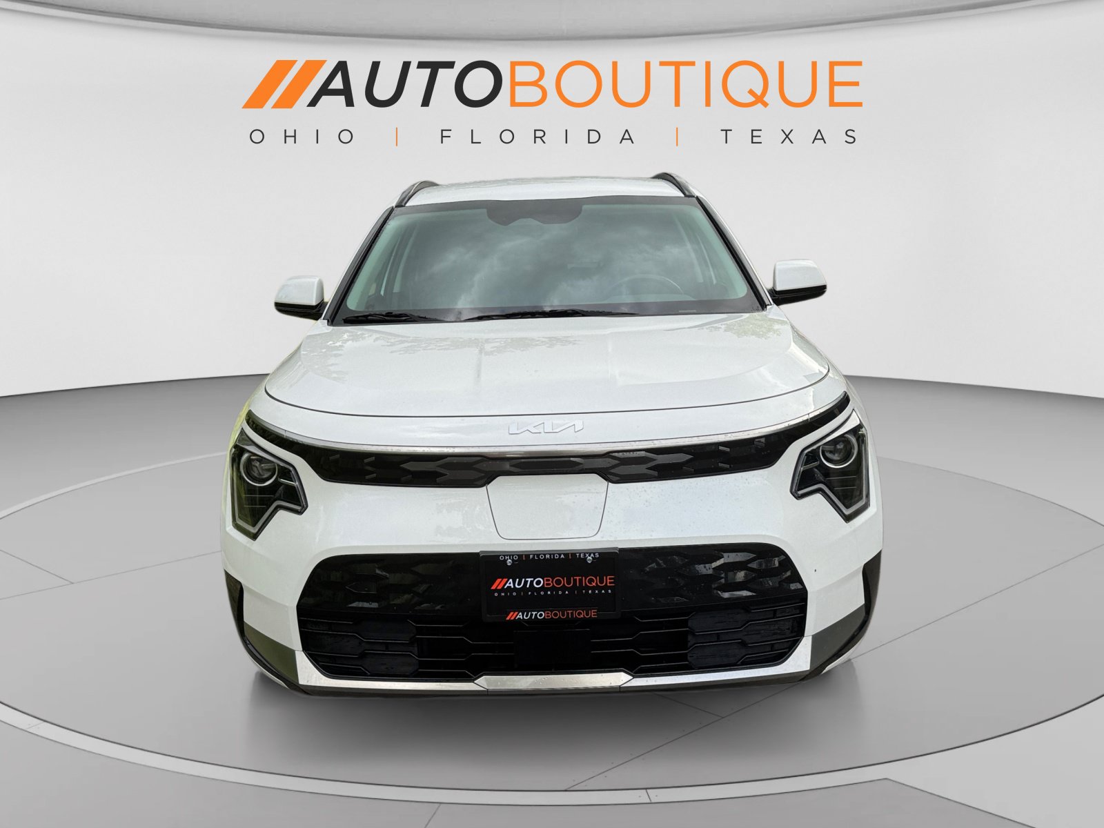 Used 2023 Kia Niro Wind w/ Wind Preserve Package FWD image 9