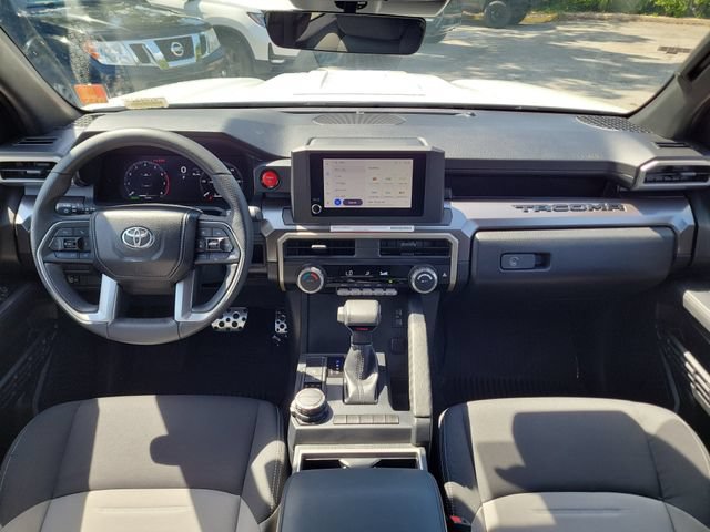Used 2024 Toyota Tacoma TRD Sport AWD/4WD image 13