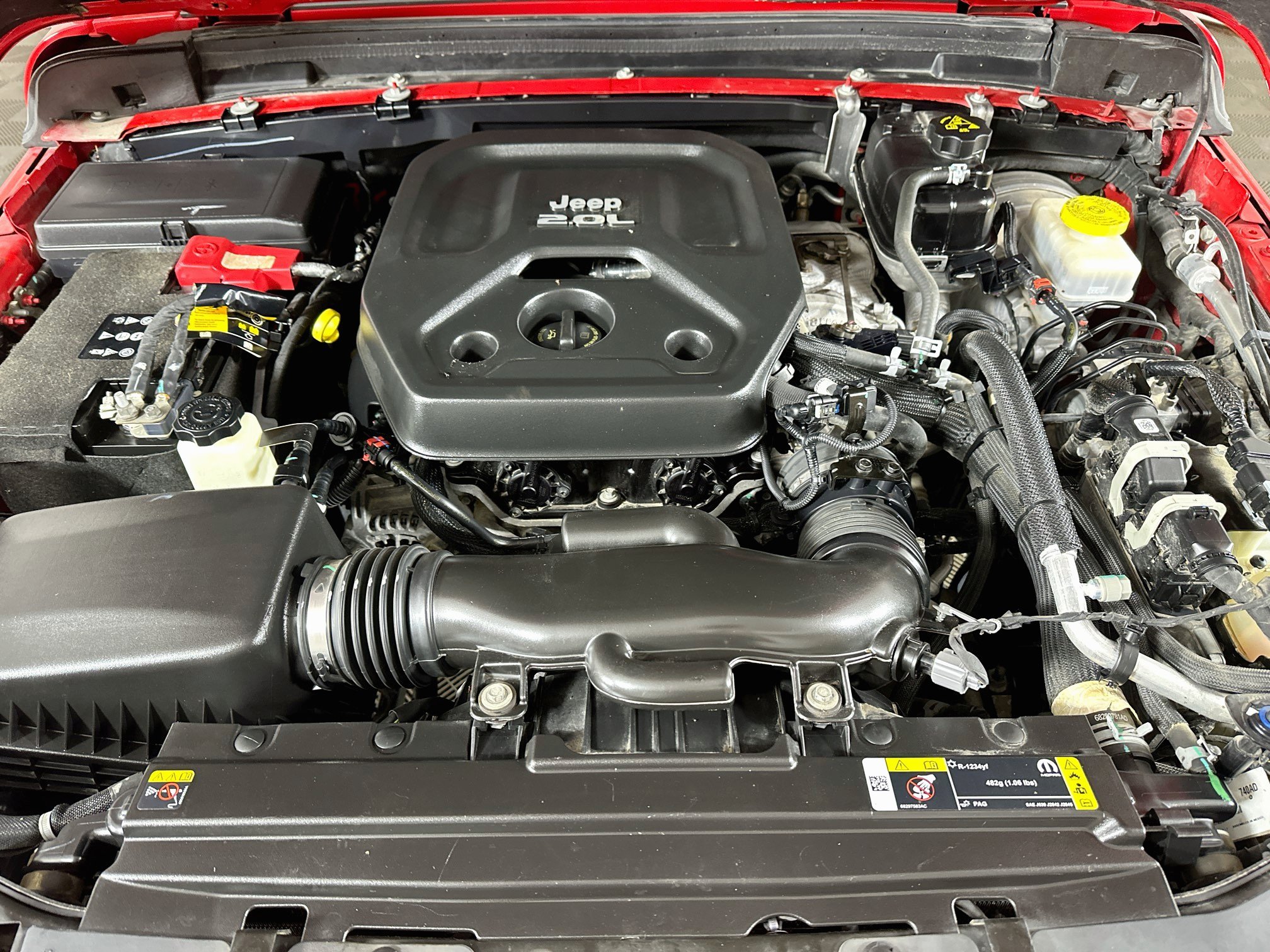 Used 2021 Jeep Wrangler Unlimited Sahara AWD/4WD image 28