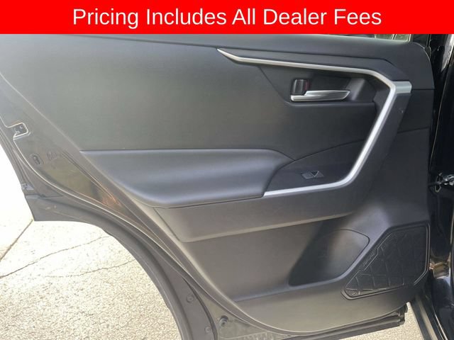 Used 2024 Toyota RAV4 XLE AWD/4WD image 15