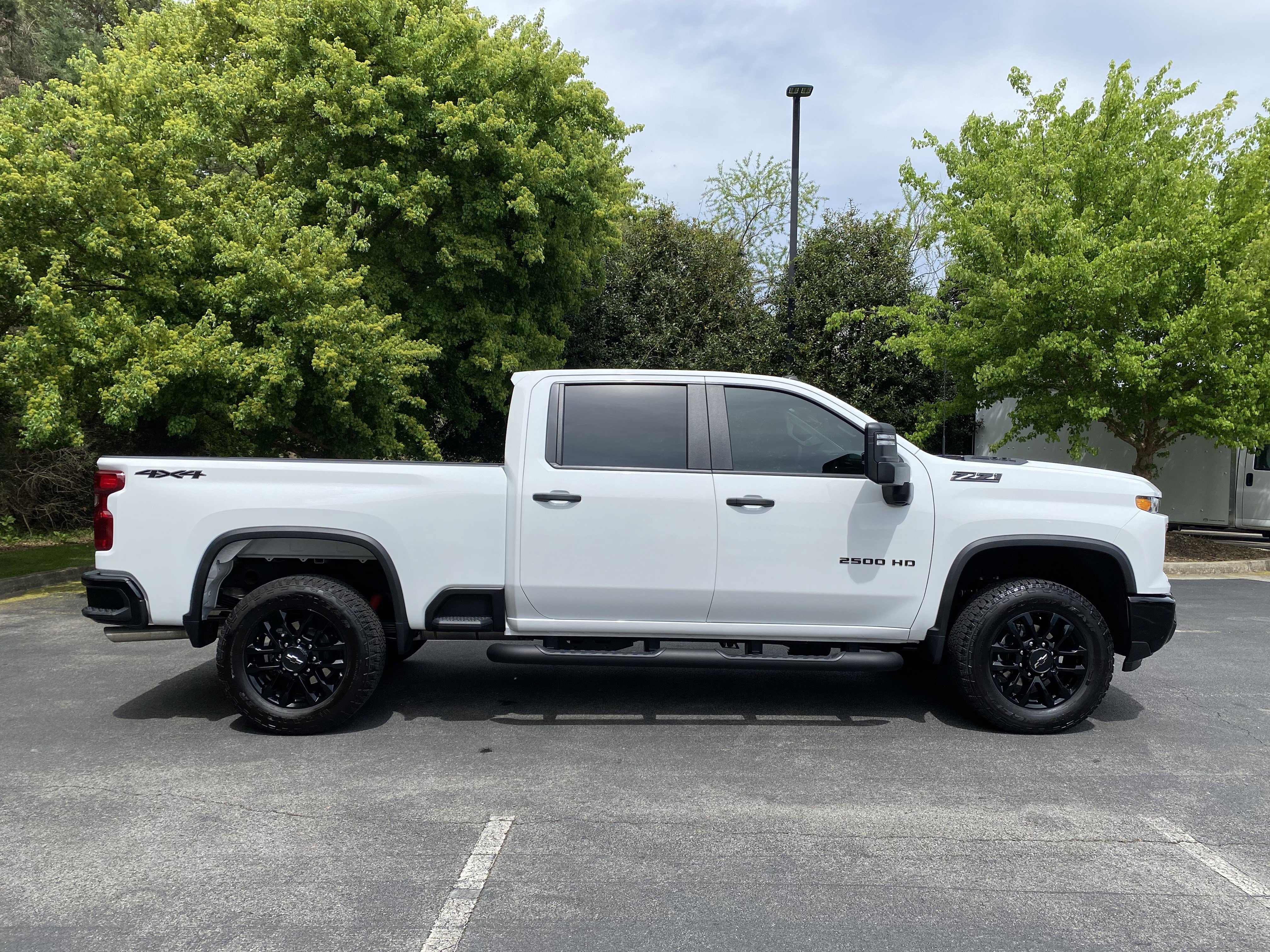 Used 2026 Chevrolet Silverado 2500 Custom w/ Custom Value Package image 10