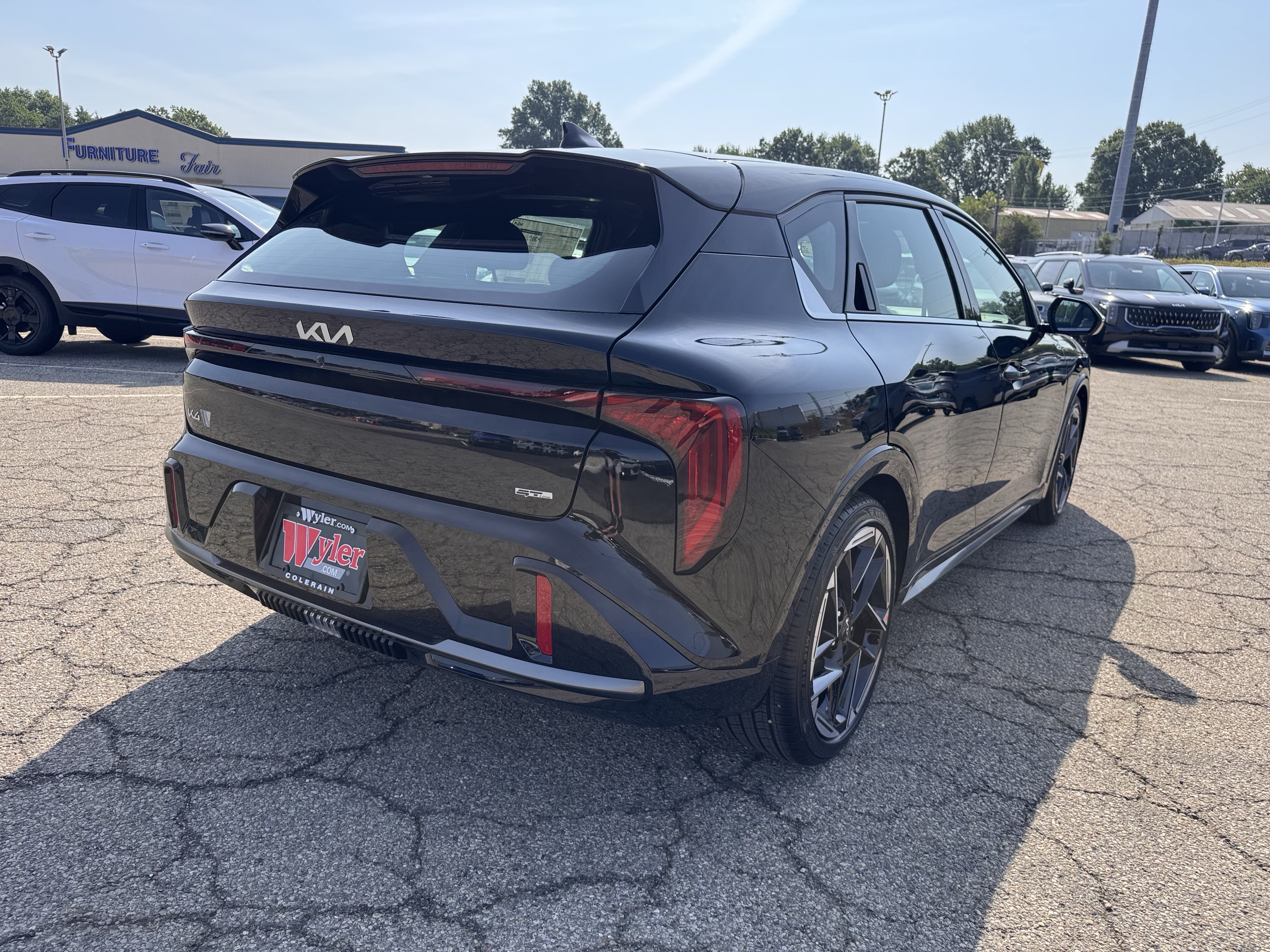 New 2026 Kia K4 GT-Line FWD image 7