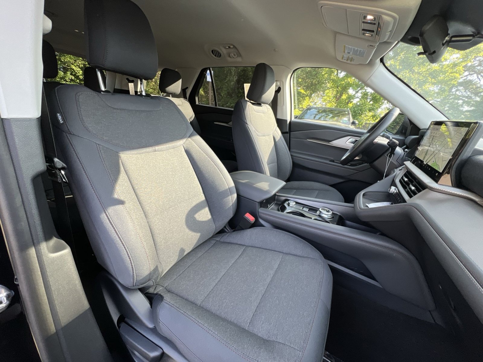 New 2026 Ford Explorer Active AWD/4WD image 27