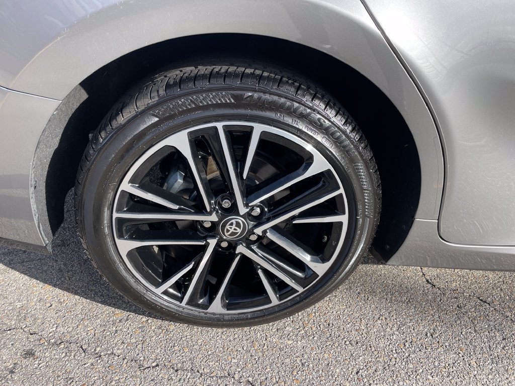 Certified 2025 Toyota Camry XLE AWD/4WD image 12