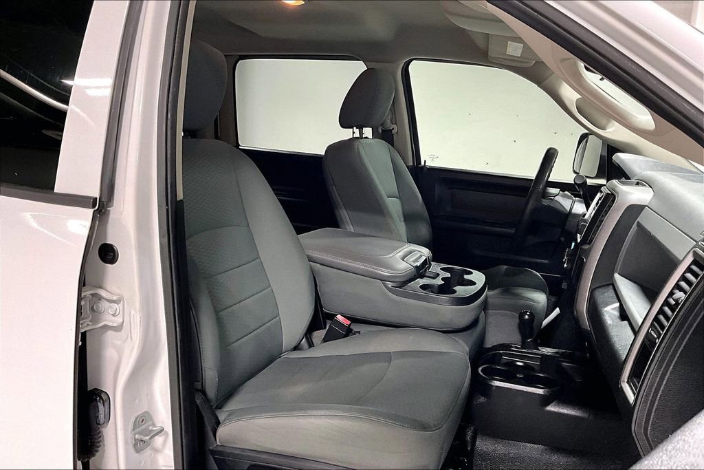 Used 2014 RAM 2500 Tradesman w/ Chrome Appearance Group AWD/4WD image 10