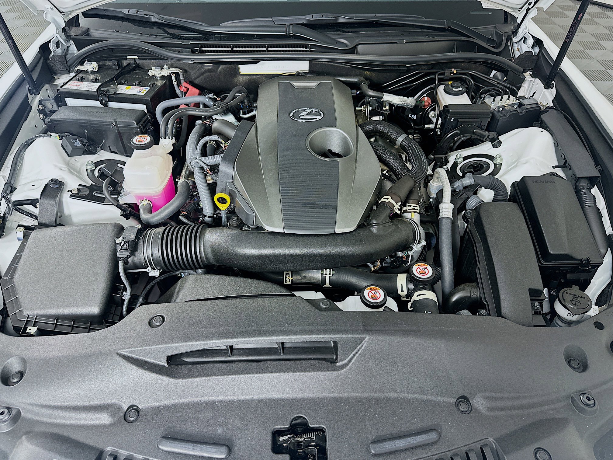 Used 2025 Lexus IS 300 w/ Premium Package RWD image 32
