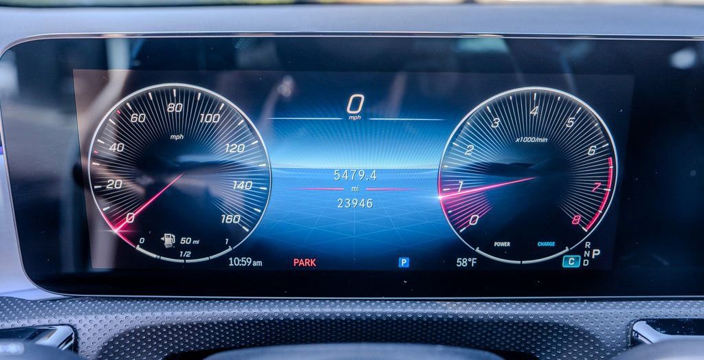 Used 2025 Mercedes-Benz CLA 250 image 9