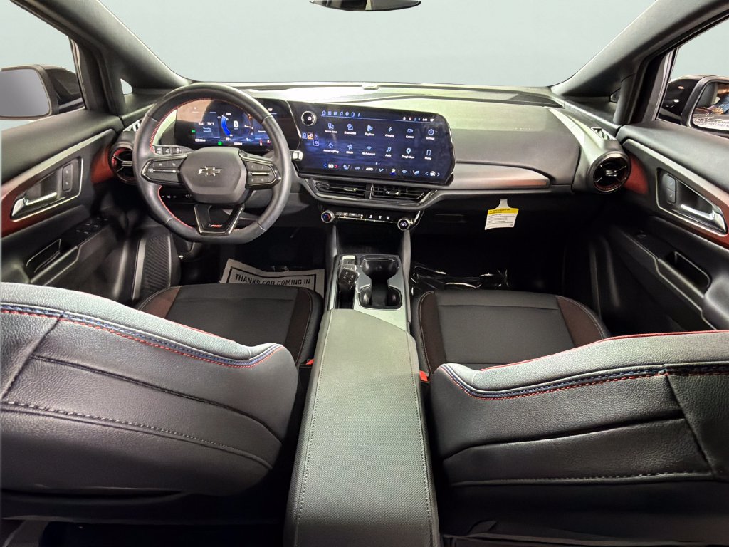 Certified 2024 Chevrolet Equinox EV RS FWD image 31