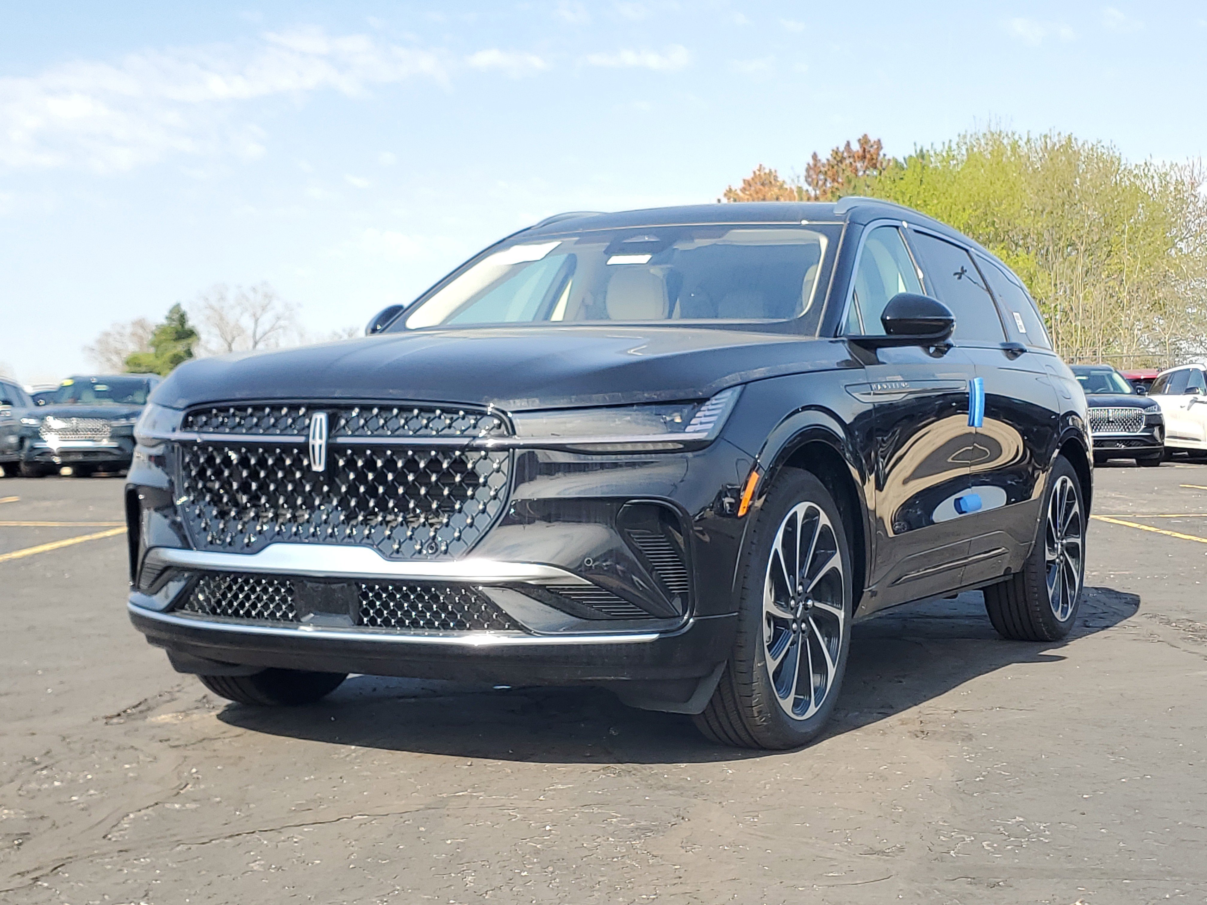 New 2026 Lincoln Nautilus Black Label AWD/4WD image 2