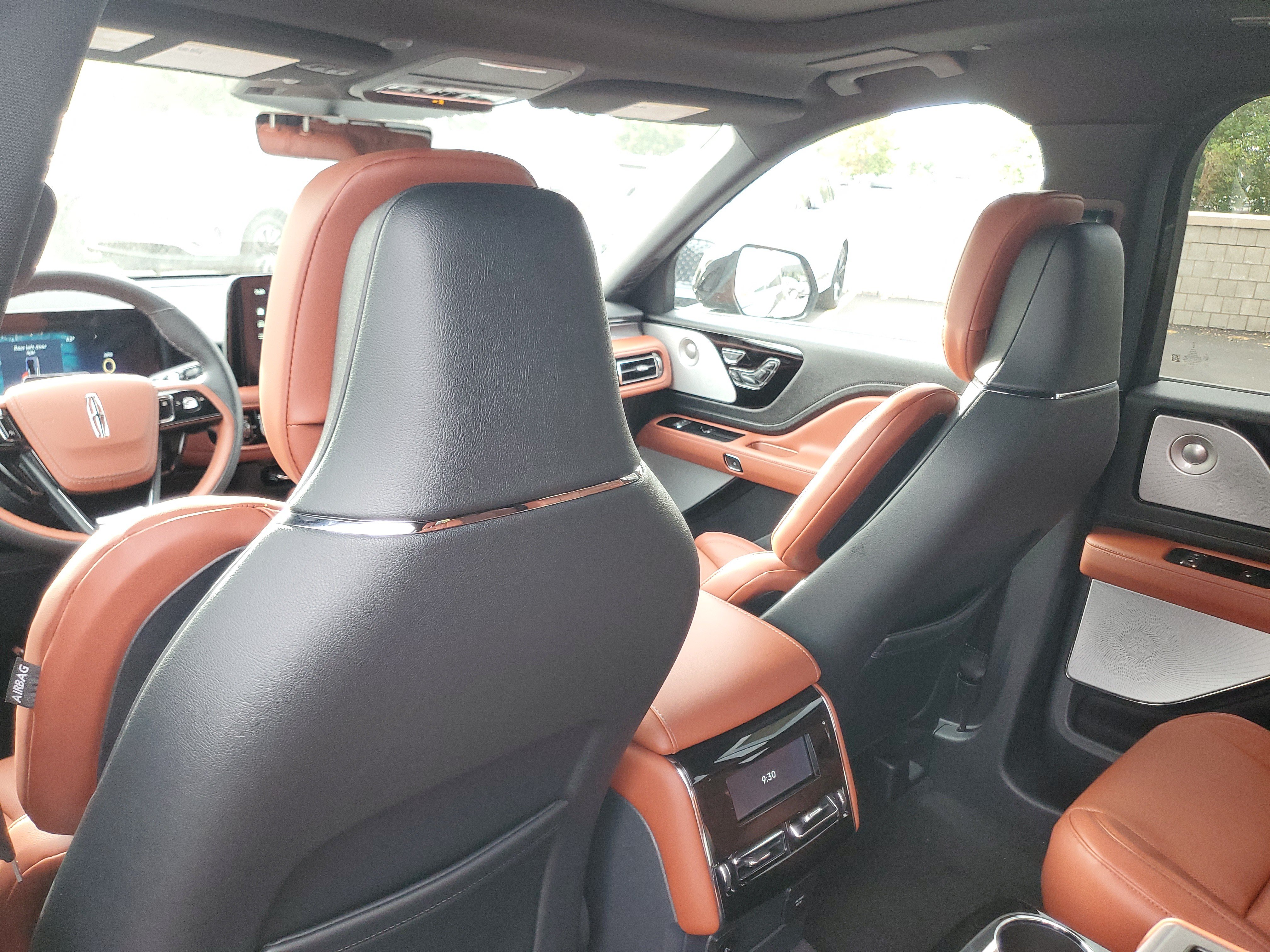 New 2027 Lincoln Aviator Reserve AWD/4WD image 24