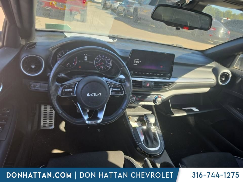 Used 2023 Kia Forte GT-Line FWD image 7