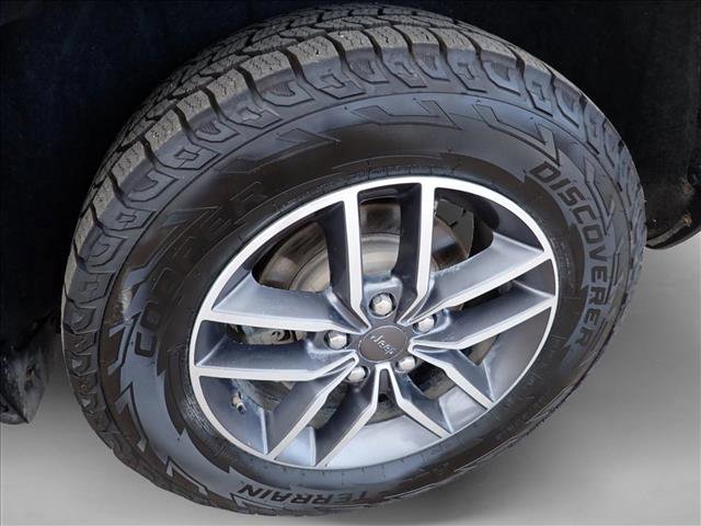 Used 2019 Jeep Grand Cherokee Limited w/ Luxury Group II image 7