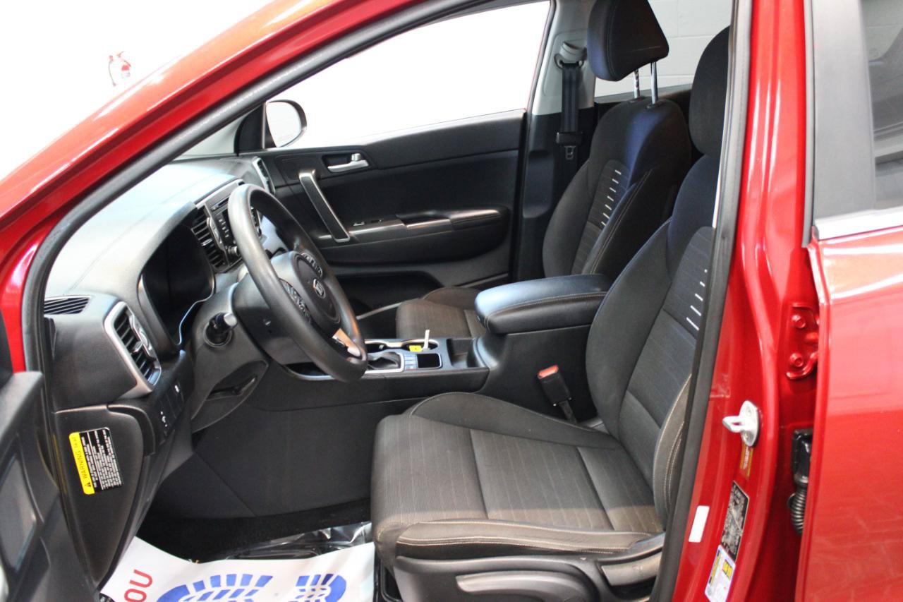 Used 2018 Kia Sportage LX AWD/4WD image 10