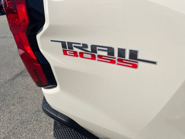 New 2026 Chevrolet Colorado Trail Boss AWD/4WD image 11