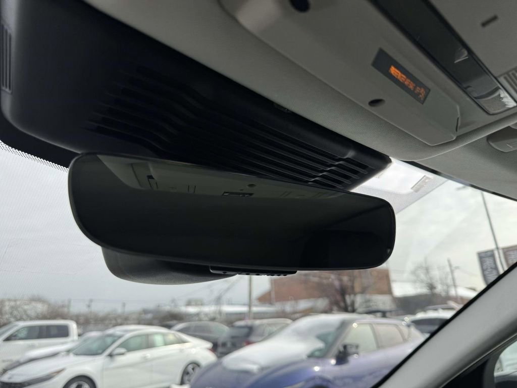 Used 2021 Land Rover Discovery Sport S image 26