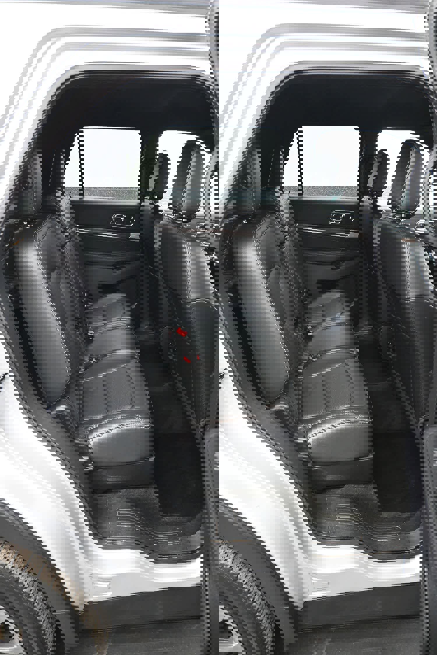 Used 2018 Ford Explorer Limited image 12