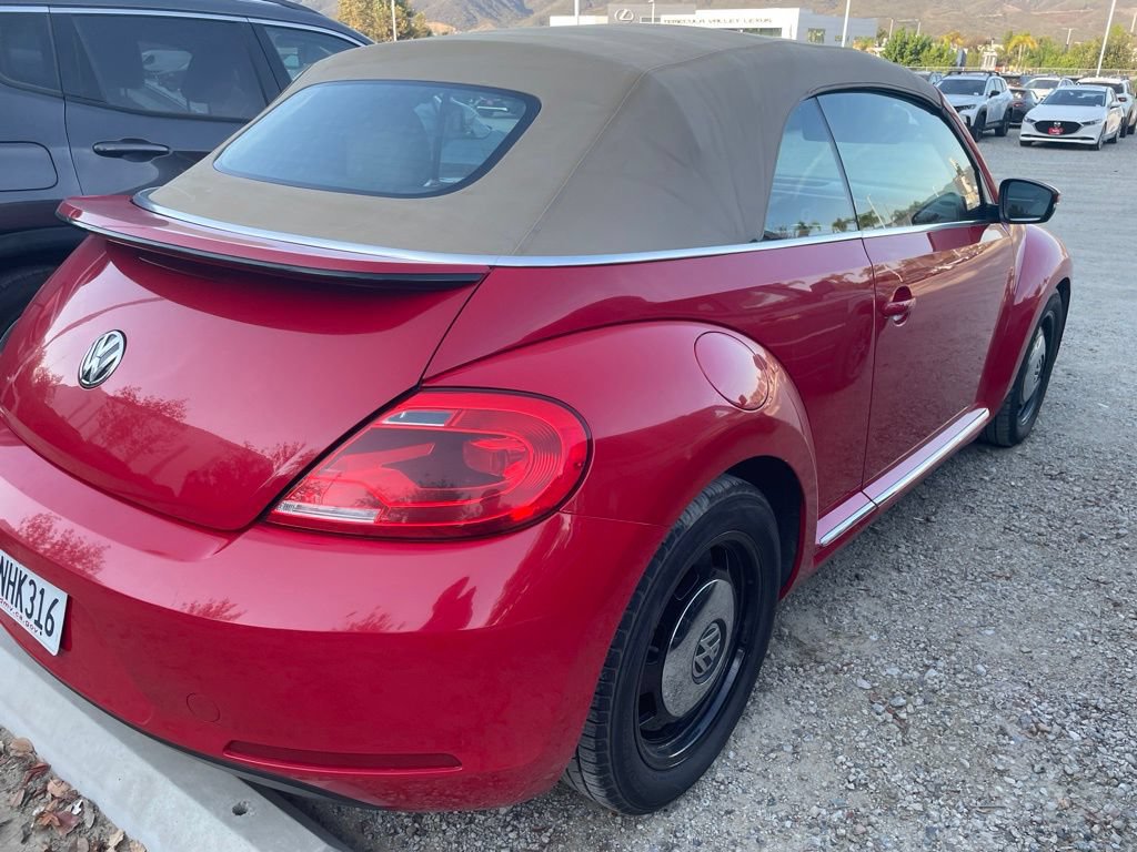 Used 2013 Volkswagen Beetle 2.5 FWD image 9