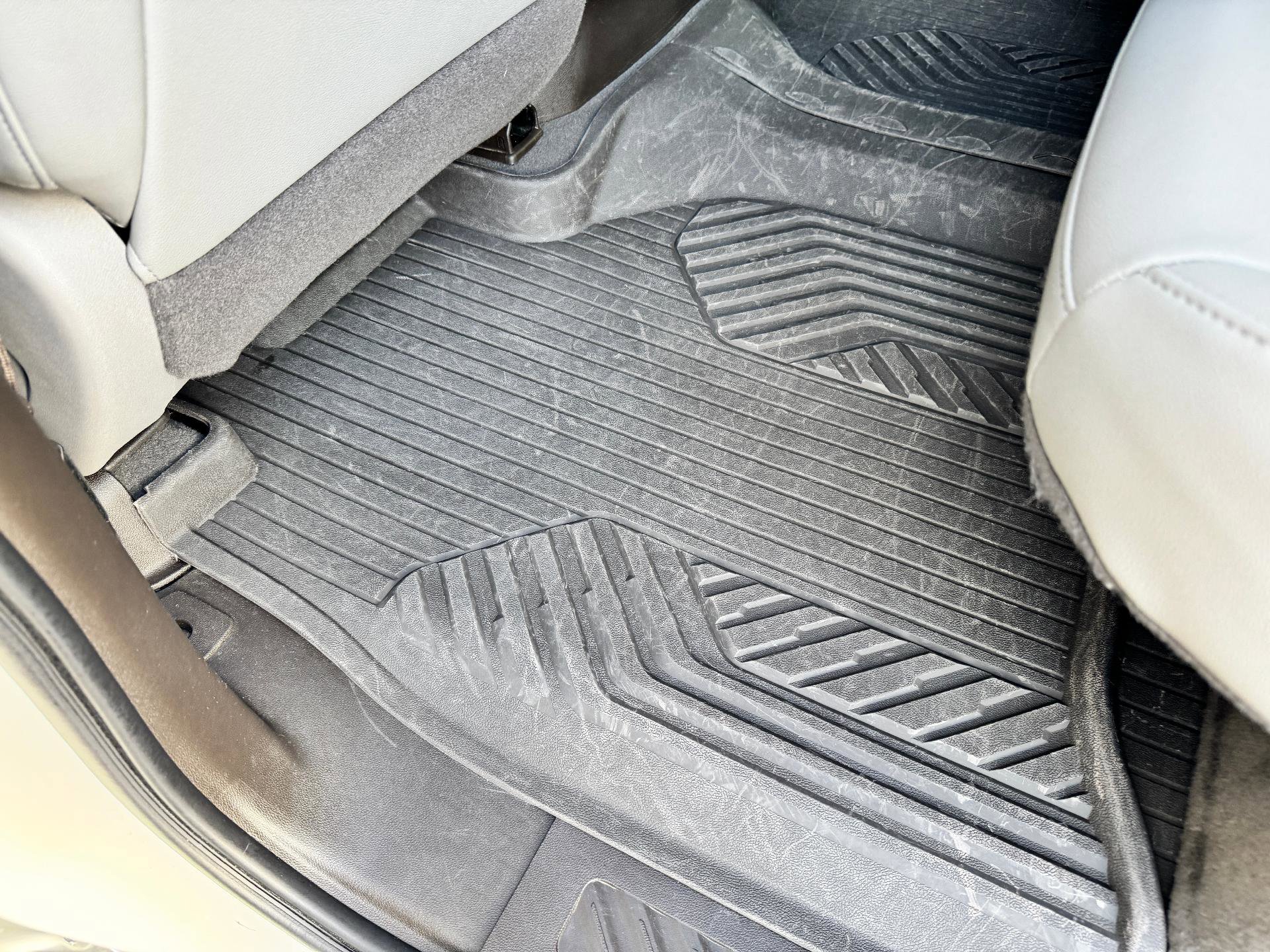 Used 2022 Chevrolet Silverado 1500 LT Trail Boss w/ Convenience Package II image 15