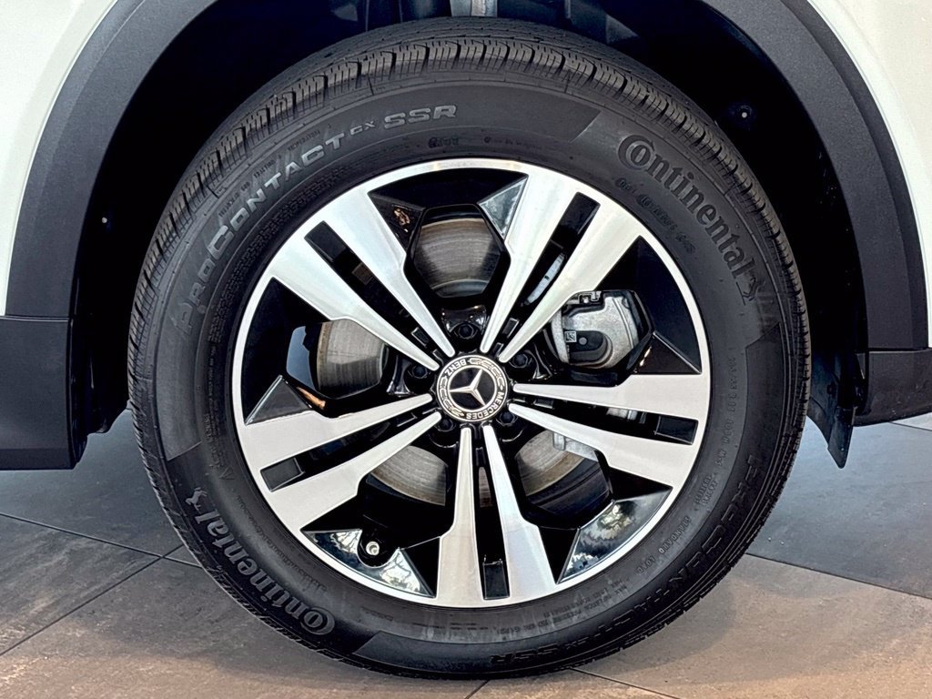 Certified 2026 Mercedes-Benz GLB 250 4MATIC image 36