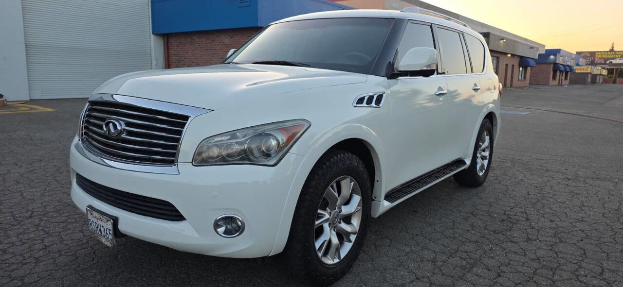 Used 2012 INFINITI QX56 4WD w/ Theater Pkg image 3