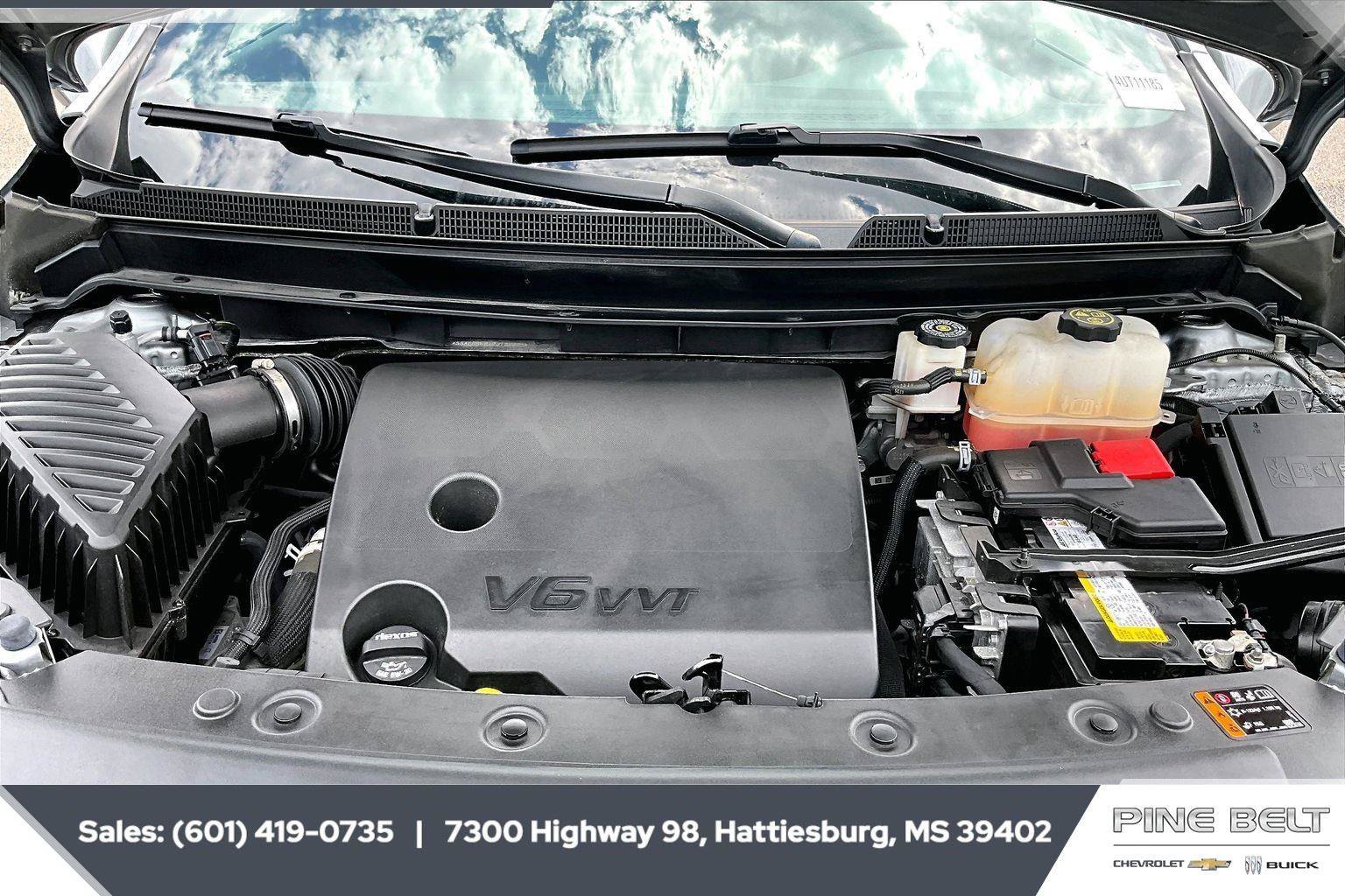 Used 2024 Buick Enclave Essence w/ Sport Touring Edition FWD image 8
