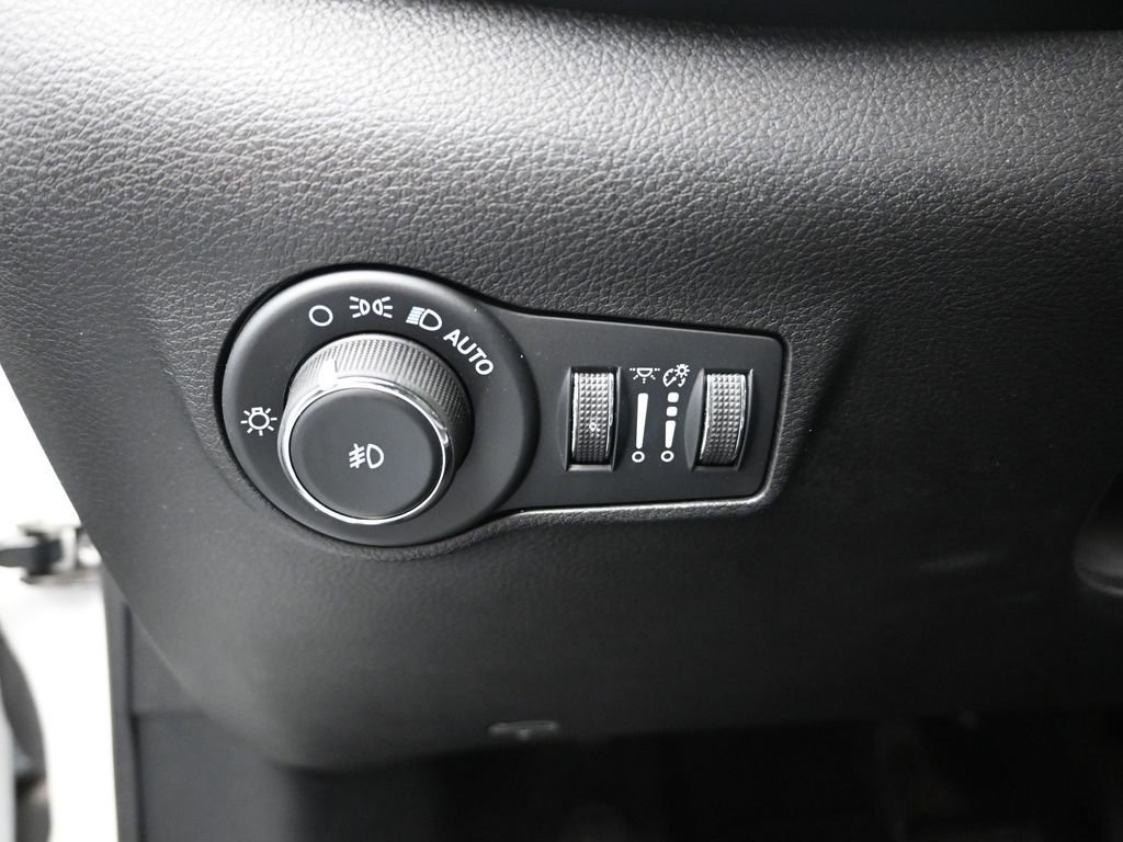 Used 2023 Jeep Compass Altitude AWD/4WD image 20