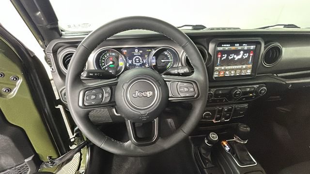 Used 2023 Jeep Wrangler Unlimited w/ 8.4" Radio Group AWD/4WD image 14