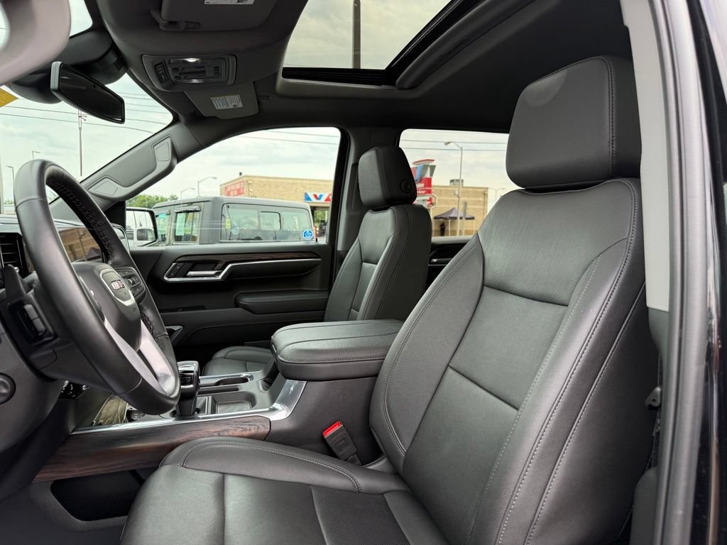 Used 2025 GMC Sierra 1500 SLT w/ SLT Premium Package AWD/4WD image 24
