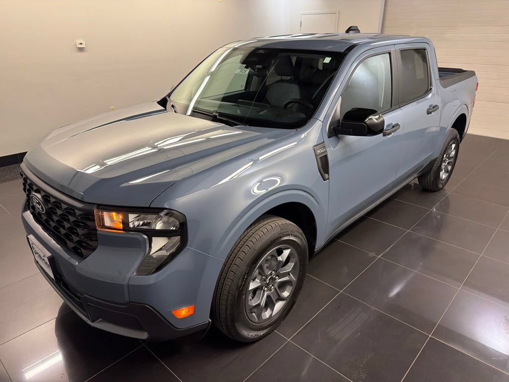 New 2026 Ford Maverick XLT w/ XLT Luxury Package AWD/4WD image 3