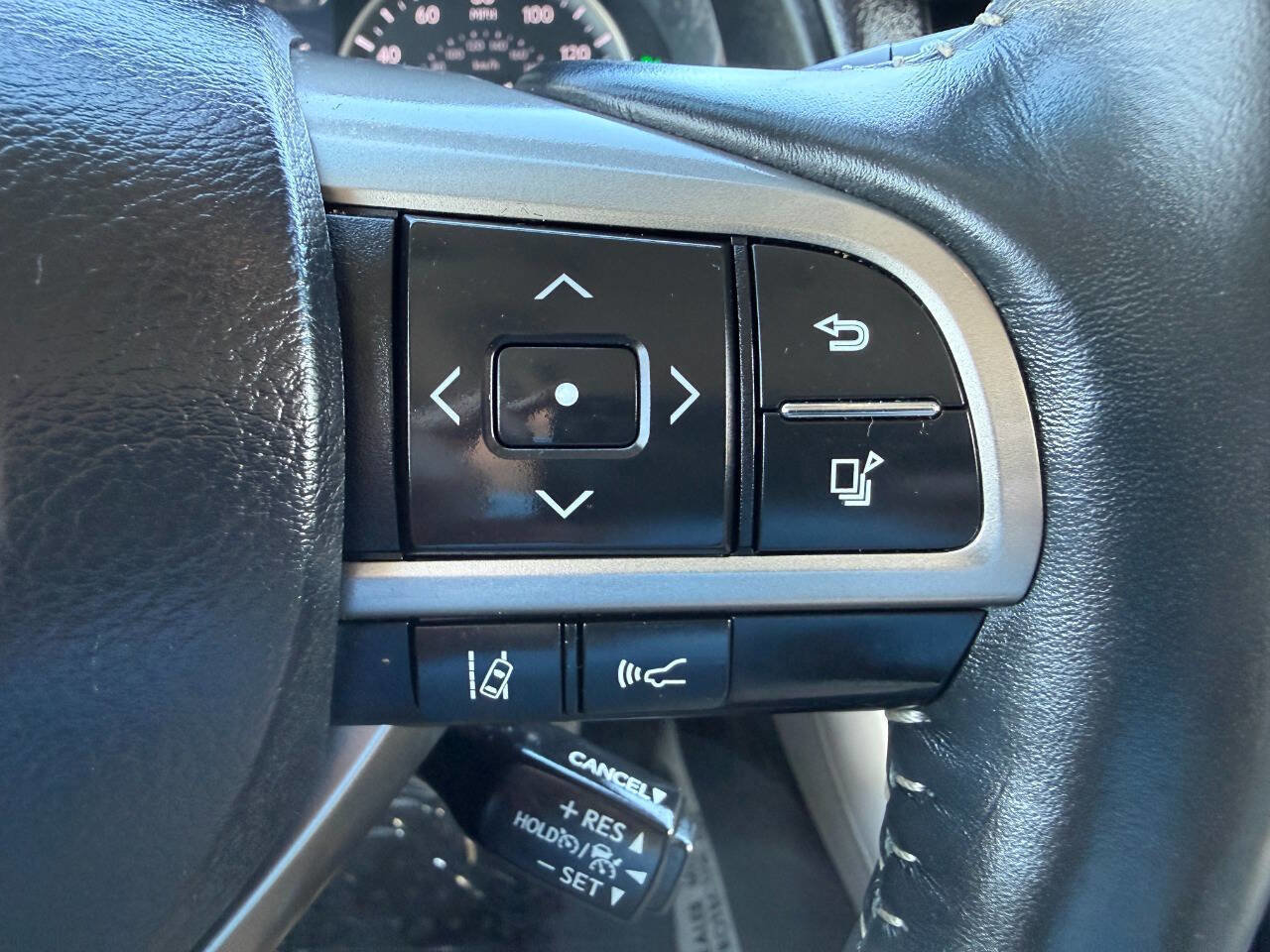 Used 2017 Lexus RX 350 Base AWD 4dr SUV w/ Premium Package image 34