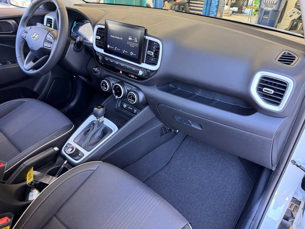 New 2026 Hyundai Venue SEL FWD image 15
