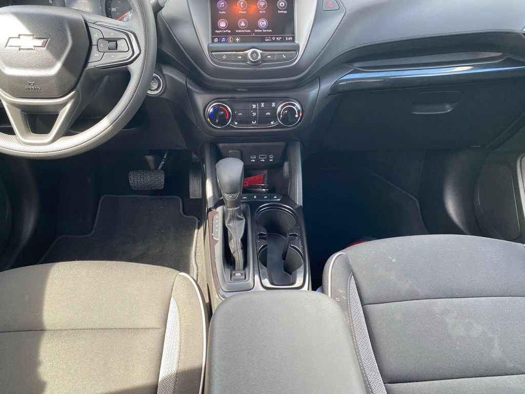 Used 2023 Chevrolet TrailBlazer LT FWD image 16
