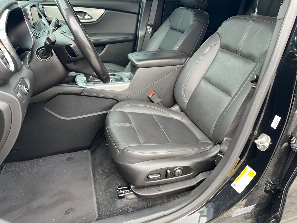 Used 2021 Chevrolet Blazer LT FWD image 15