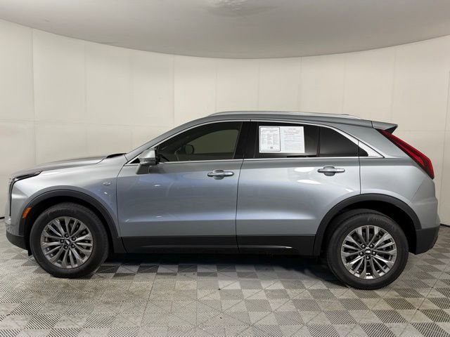 Certified 2024 Cadillac XT4 Premium Luxury w/ Technology Package image 3