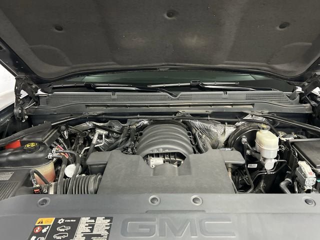 Used 2014 GMC Sierra 1500 SLT w/ SLT Preferred Package AWD/4WD image 29