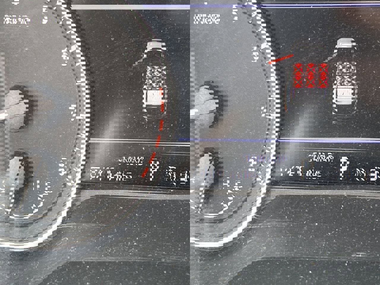 Certified 2023 Nissan Pathfinder SL w/ Black Appearance Package FWD image 6