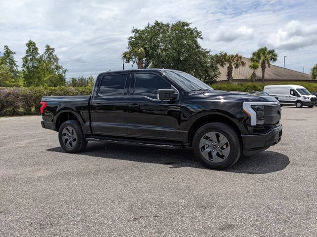 Used 2025 Ford F150 Lightning Flash AWD/4WD image 2