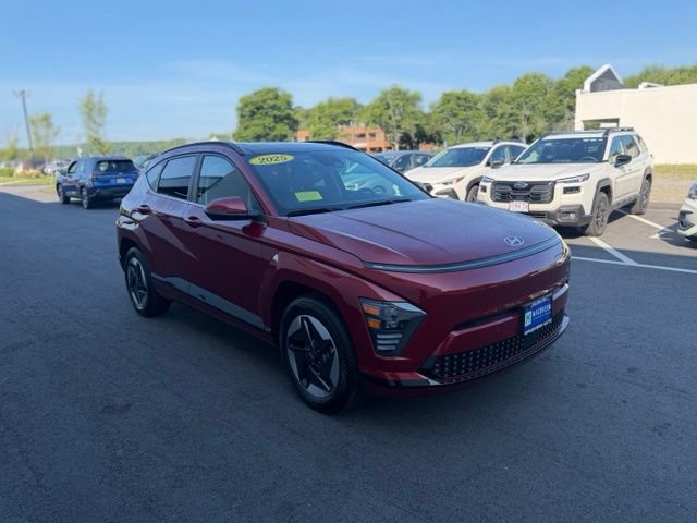 Used 2025 Hyundai Kona Limited FWD image 4
