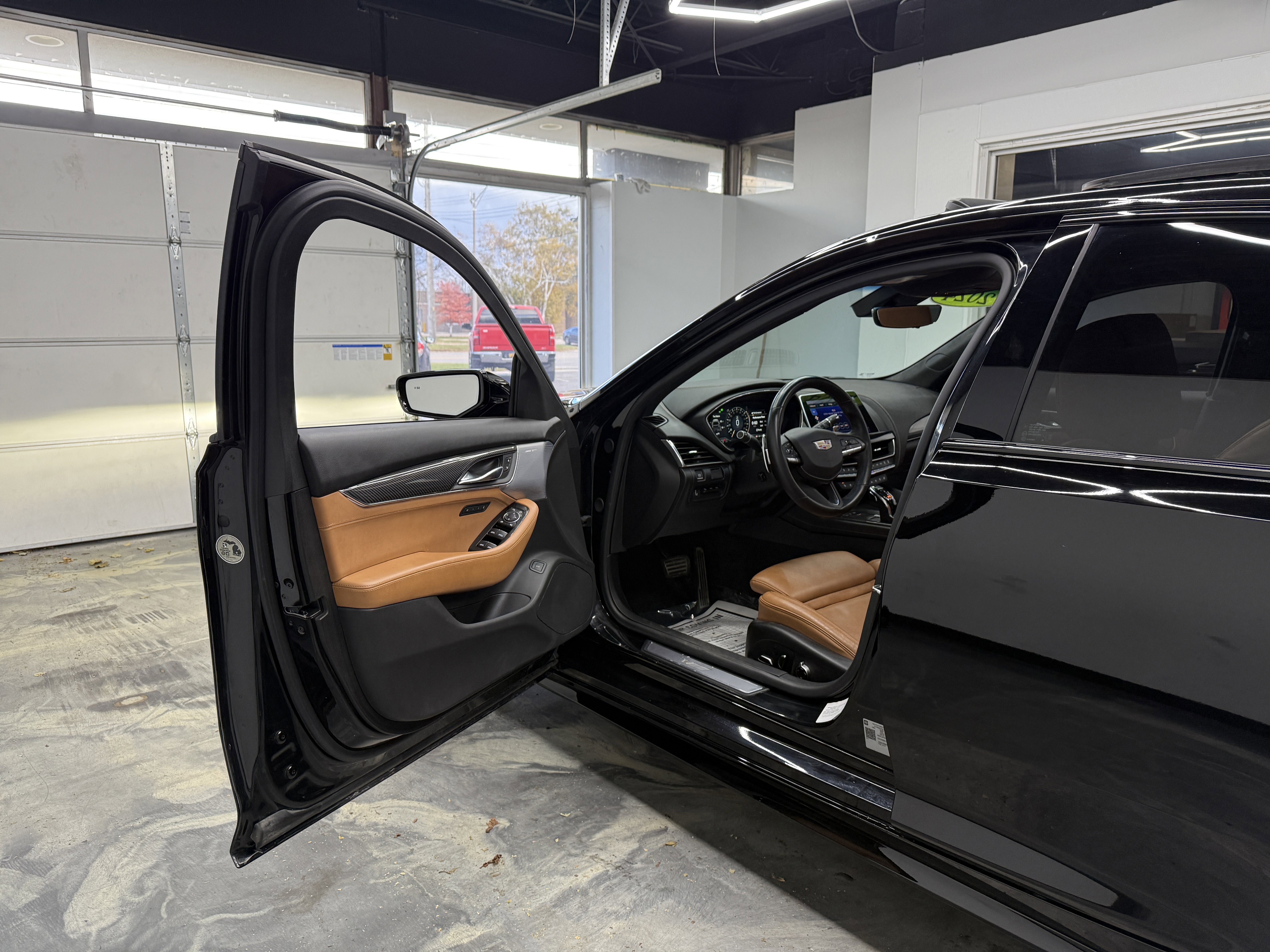 Used 2024 Cadillac CT5 V image 10