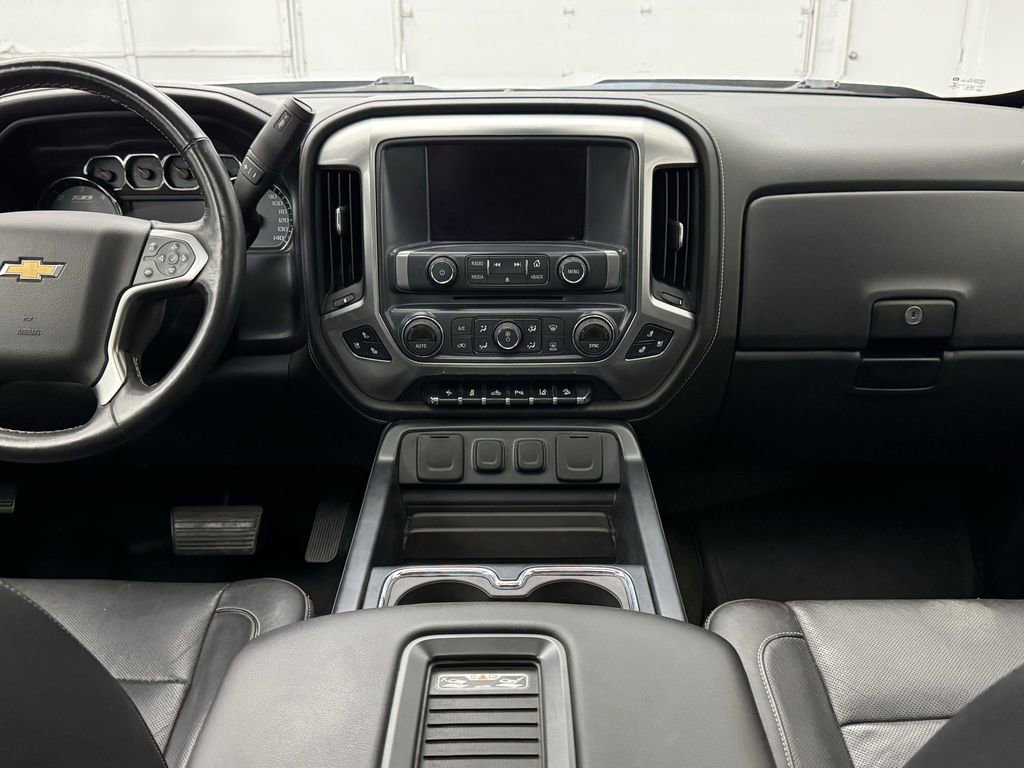 Used 2017 Chevrolet Silverado 3500 LTZ image 17