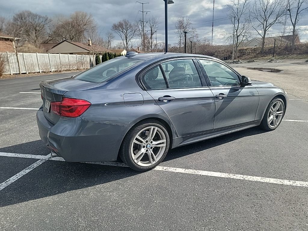 Used 2018 BMW 340i xDrive Sedan image 4