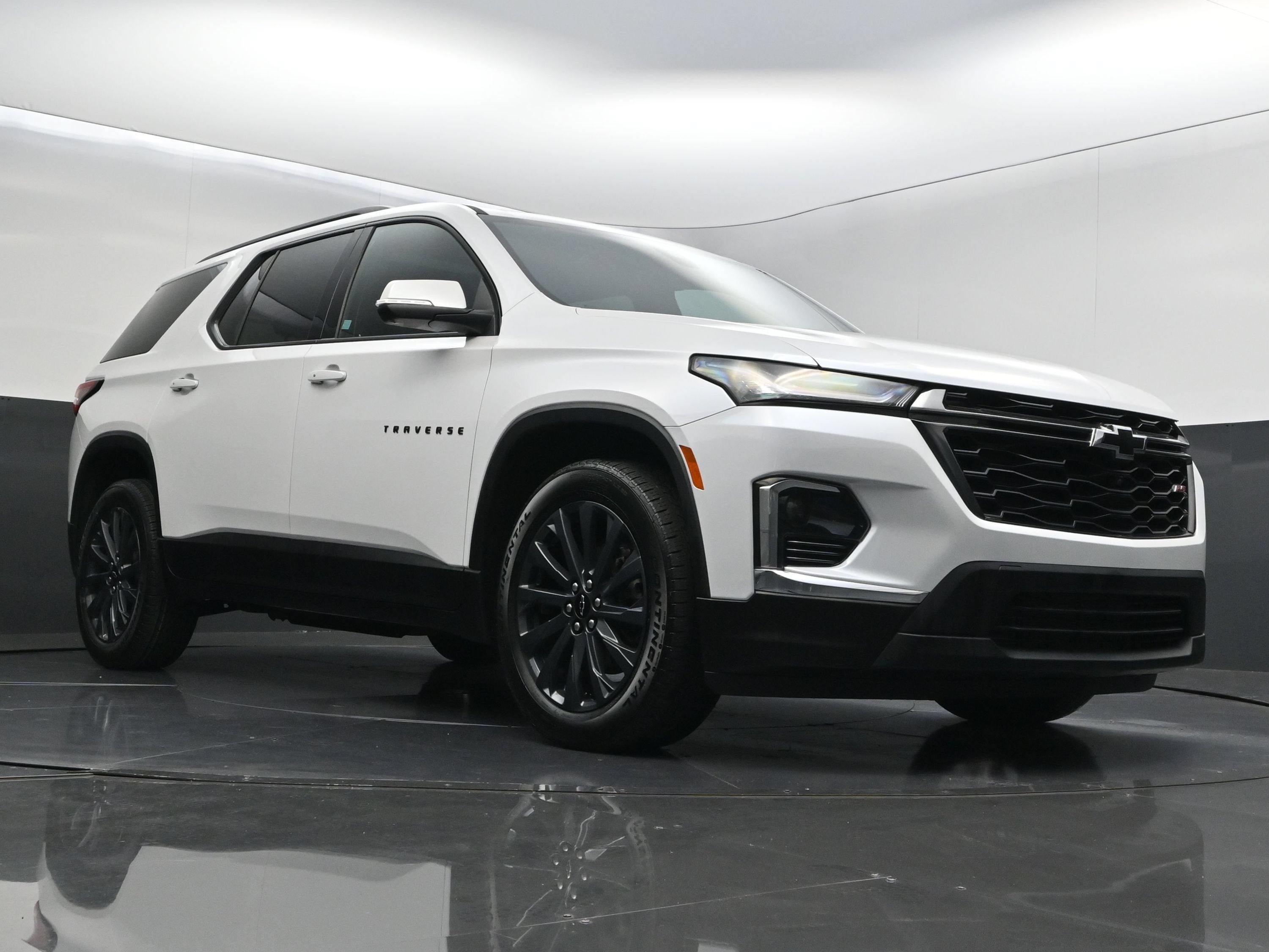 Certified 2023 Chevrolet Traverse RS AWD/4WD image 46