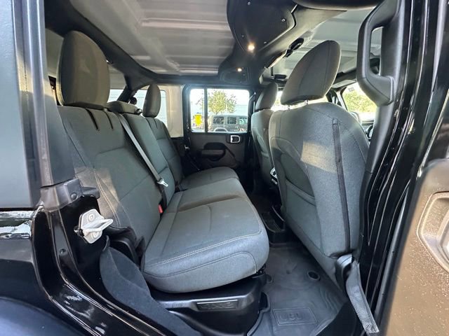 Used 2024 Jeep Wrangler Unlimited image 33