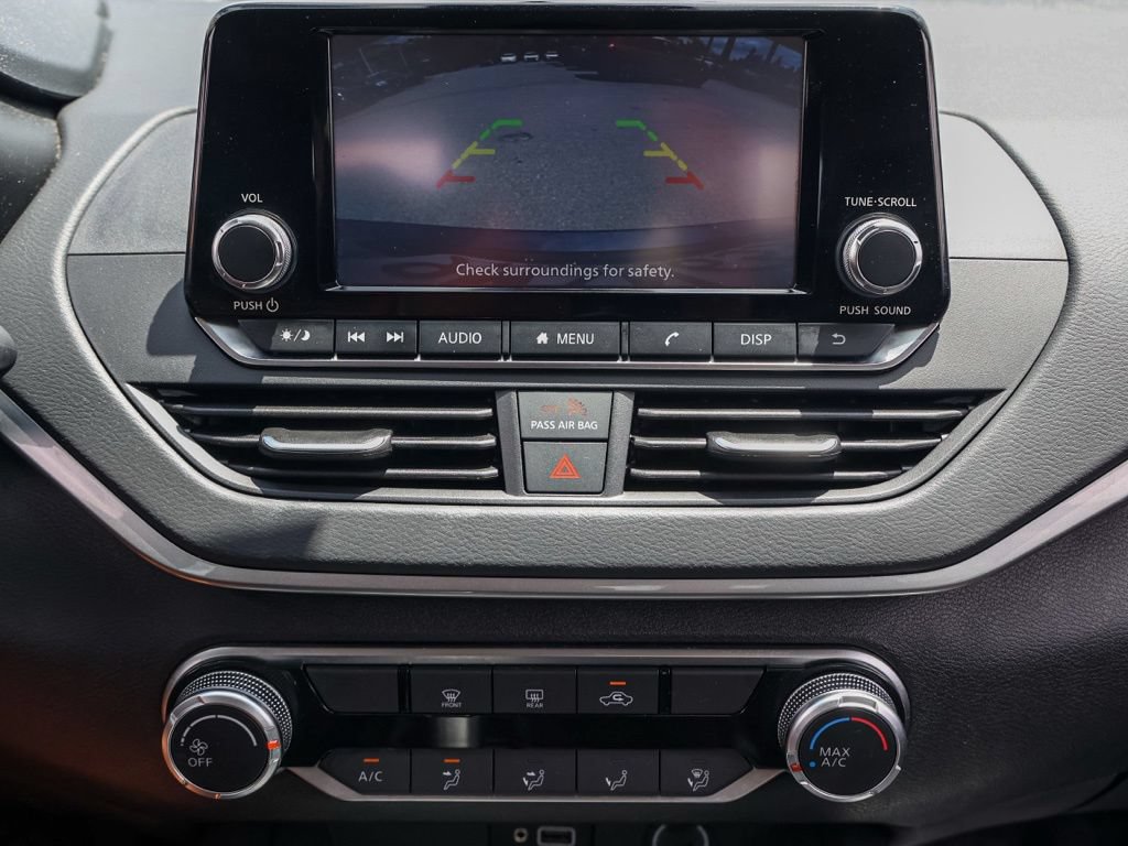 Used 2024 Nissan Altima 2.5 S FWD image 28