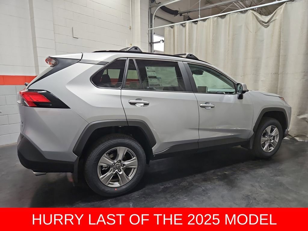 New 2025 Toyota RAV4 XLE image 8