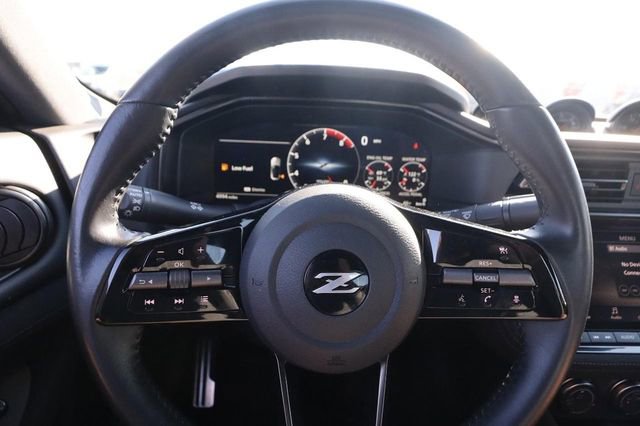 Used 2025 Nissan Z Sport w/ Floor Mat Package image 7